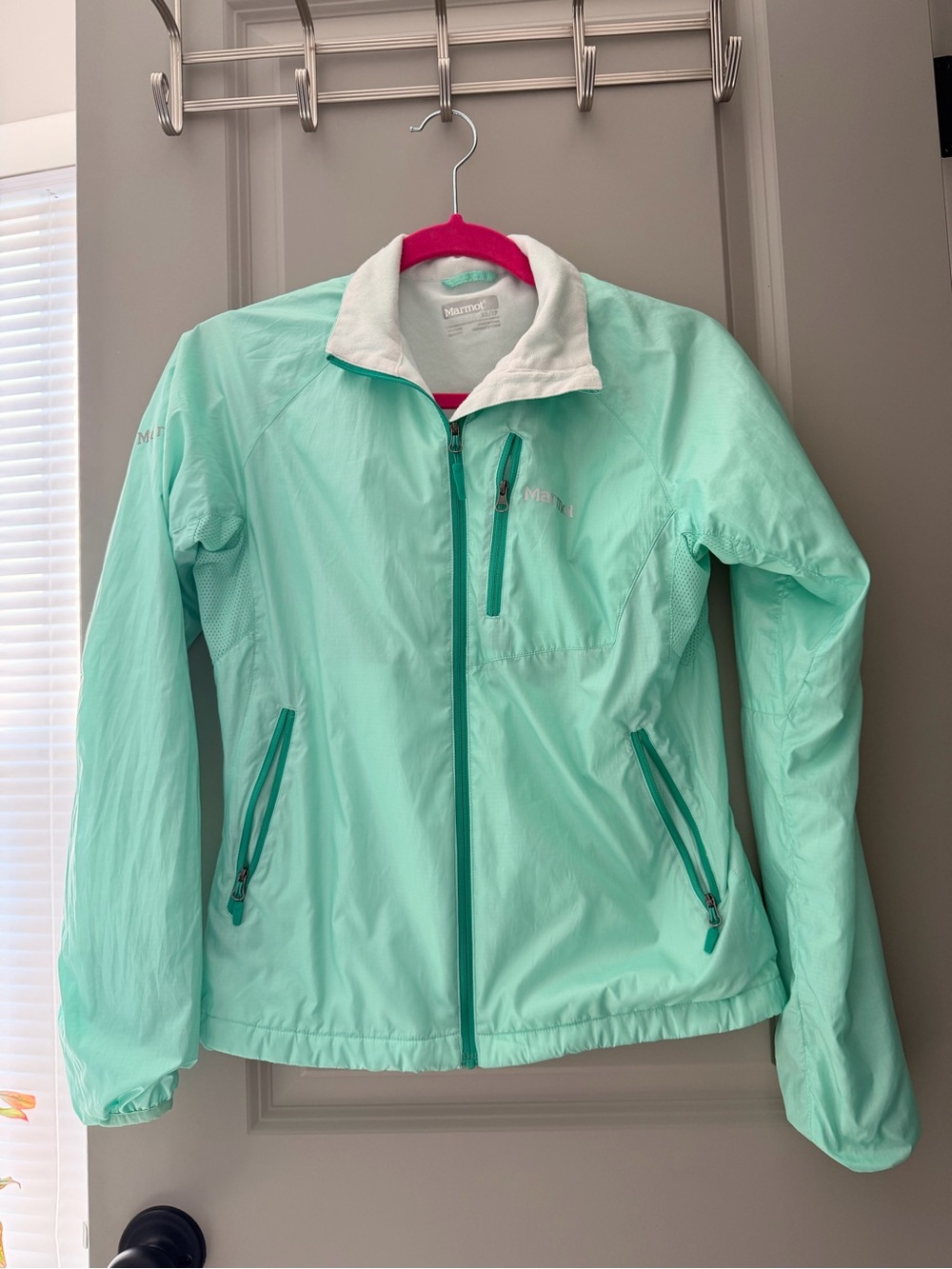 Marmot Mint Green Lightweight Women's Ski/Snow Jacket